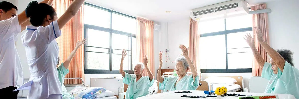 เปรียบเทียบค่าบริการดูแลผู้สูงอายุ